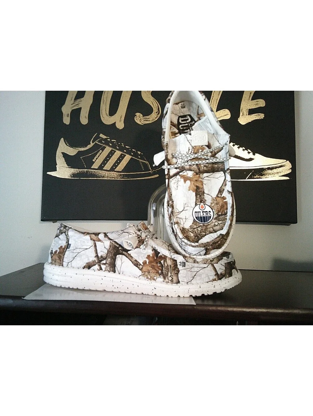 Hey Dudes Shoes Mens Size  11 Realtree Edmonton Oilers